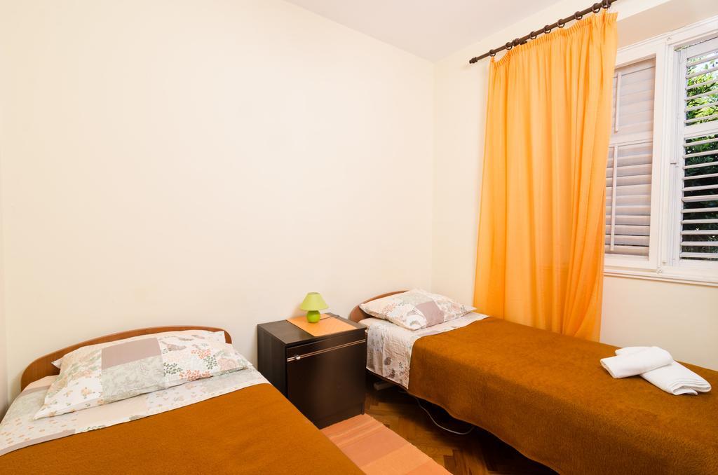 Gh Curic Hotell Dubrovnik Rom bilde