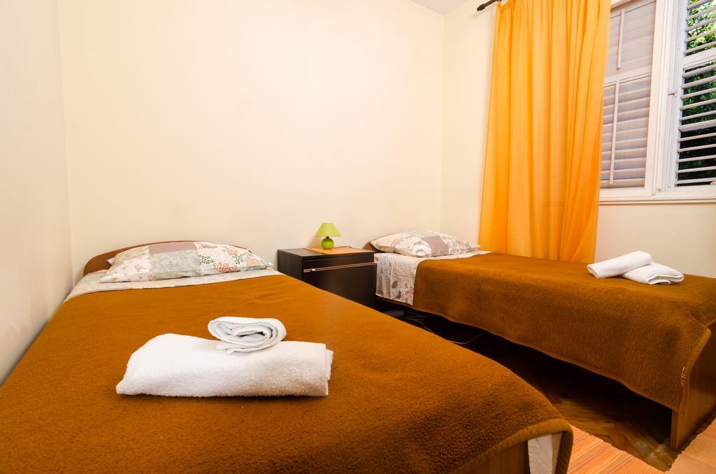 Gh Curic Hotell Dubrovnik Rom bilde